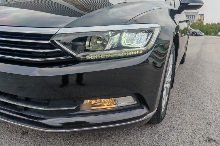 Used Volkswagen Magotan 2018 Facelift 380TSI DSG Luxury Version
