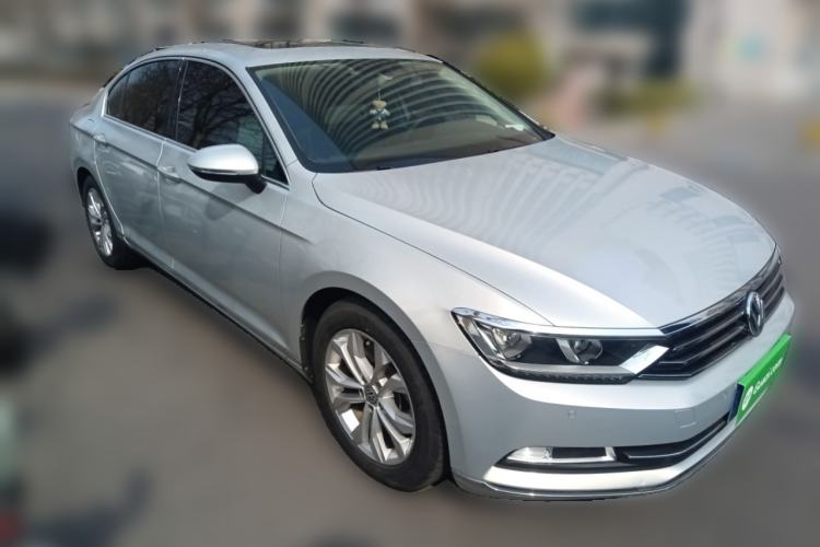 Used Volkswagen Magotan 2018 Facelift 330TSI DSG Luxury Model
