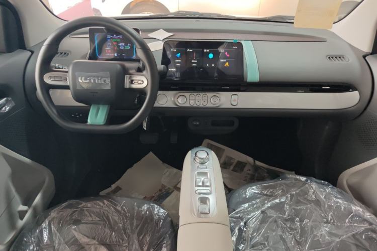 Used CHANGAN NEVO Lumin 2025 205 km Xiangqin Version Center Console