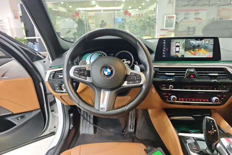 Used BMW 5 Series 2018 530Li Luxury Edition M Sport Package