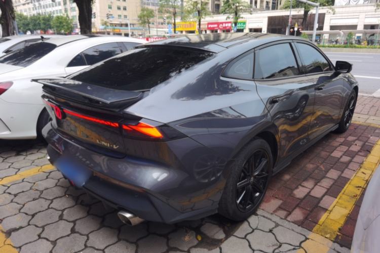 Used CHANGAN UNI-V 2022 1.5T Prestige Version