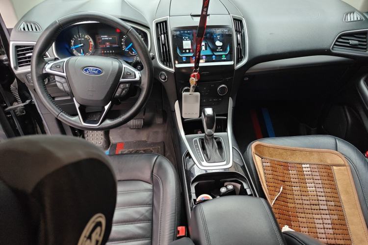 Used Ford Edge 2018 Facelifted EcoBoost 245 Two-Wheel-Drive Platinum Edition 5 Seats China V Emission Standard