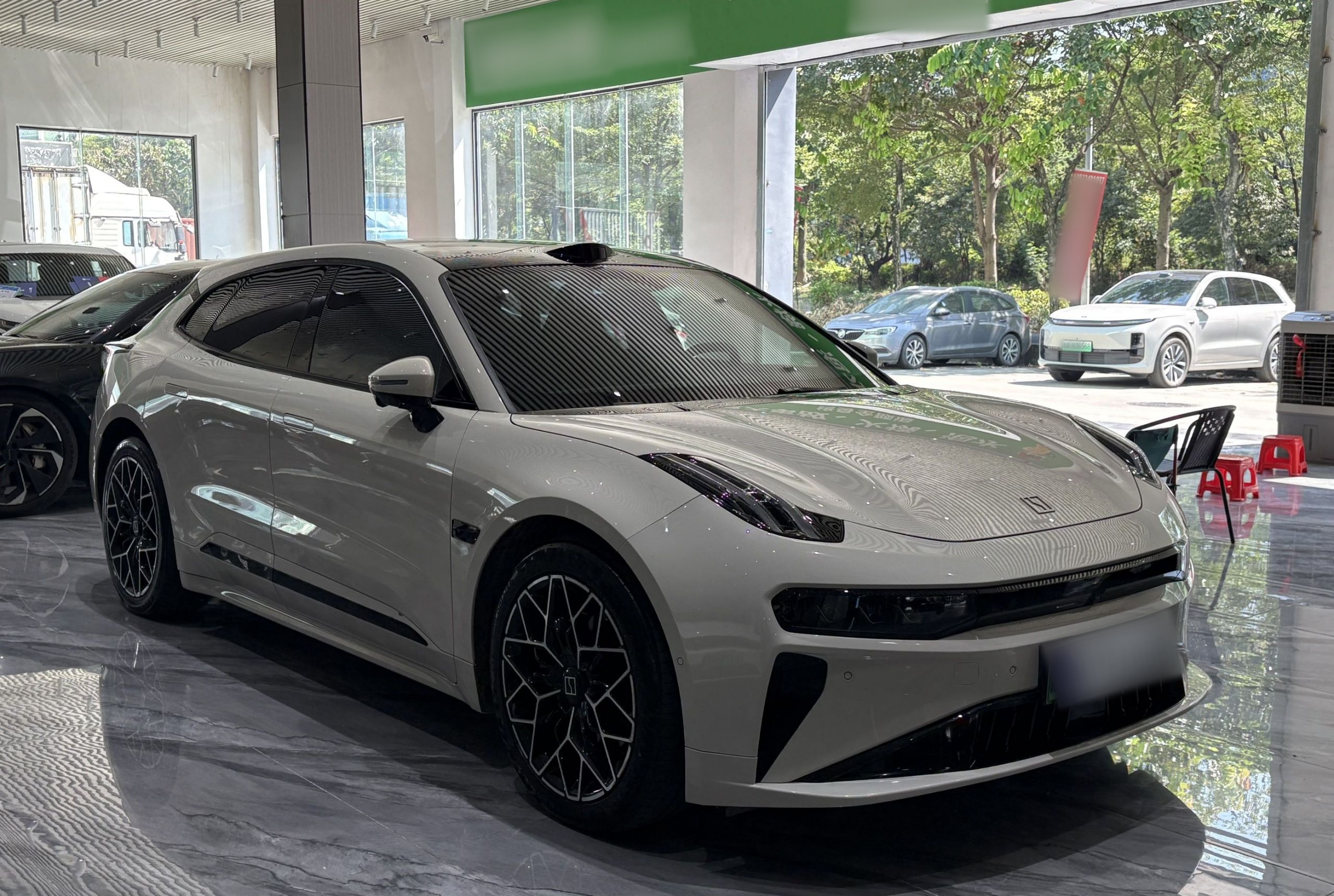 Zeekr 001 2025 WE Edition 95 kWh All-Wheel Drive — снимка 14