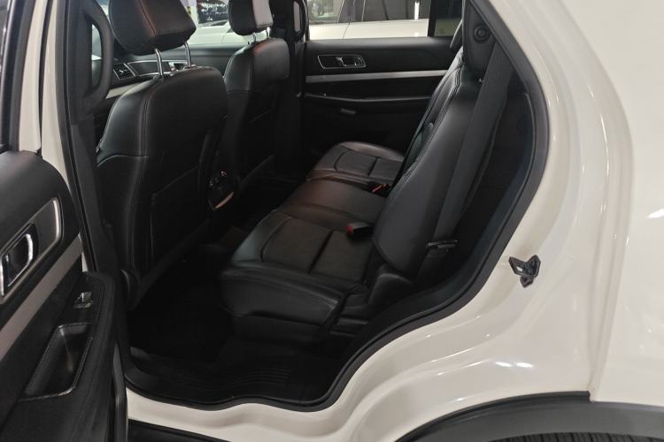 Used Ford Explorer (Import) 2017 2.3T Fashion Edition