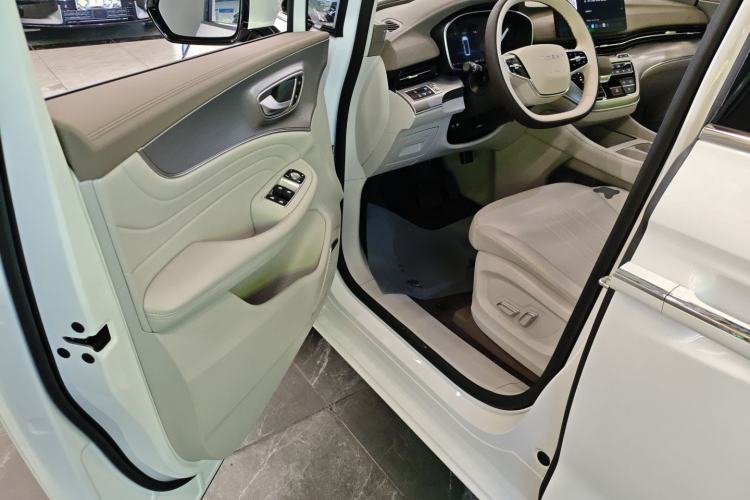 Used Roewe iMAX8 New Energy 2025 1.5T DMH Lu Zun Deluxe Edition Driver Seat