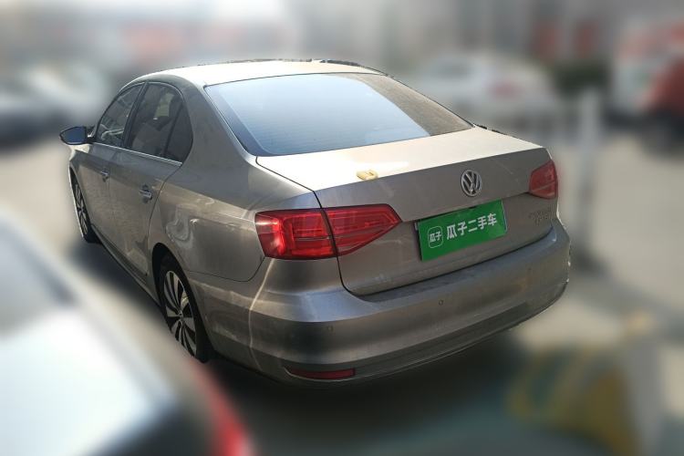 Used Volkswagen Sagitar 2015 230TSI Automatic Luxury Model
