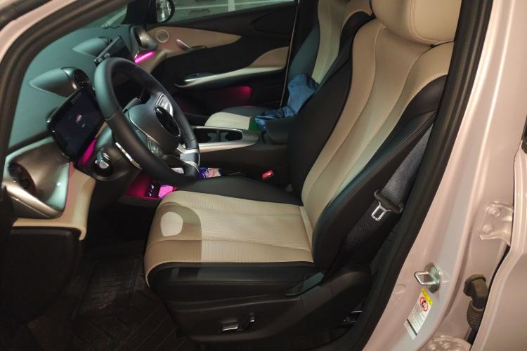 Used BYD Dolphin 2025 Intelligent Driving Version 410 km Fashion Edition
