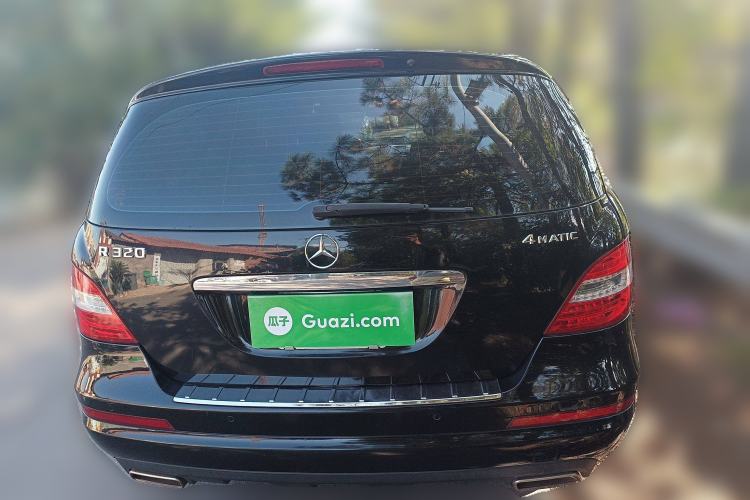 Used Mercedes-Benz R-Class 2014 R 320 4MATIC Luxury Model Rear