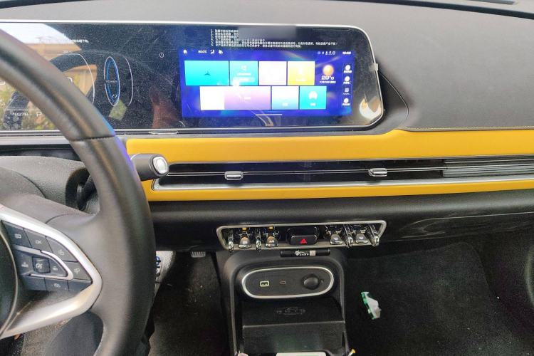 Used ORA Good Cat GT 2023 Mulan Edition 401km Prestige Version Audio And AC Panel