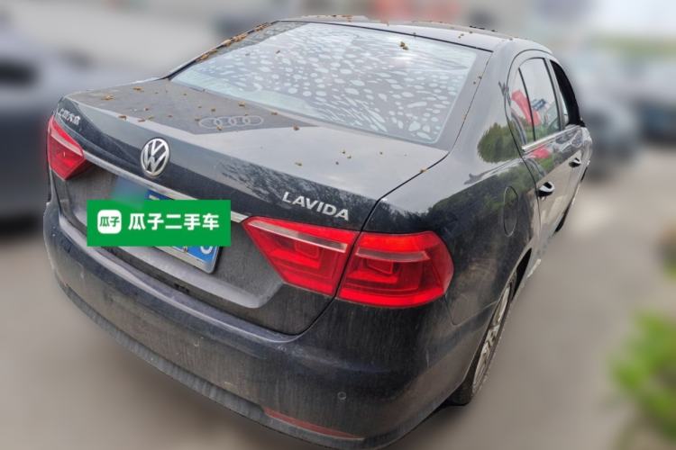 Used Volkswagen Lavida 2013 Restyled Classic 1.6L Manual Comfort Edition