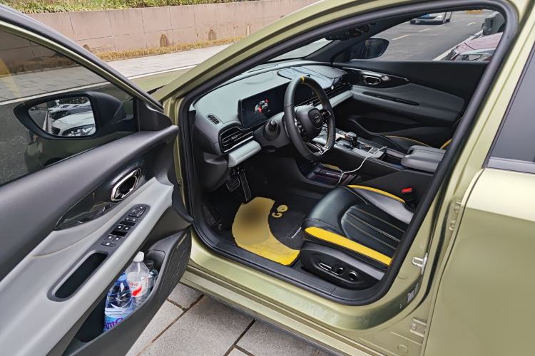 Used GAC Trumpchi EMPOW 2021 270T DCT J16 Version Driver Seat