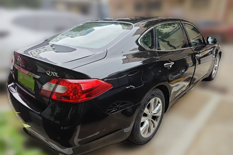 Used Infiniti Q70 2013 Q70L 2.5L Comfort Edition Rear Right 45 Deg