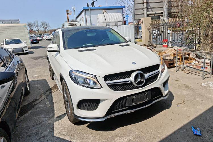 Used Mercedes-Benz GLE Coupe 2015 GLE 400 4MATIC Coupe SUV Exterior 1