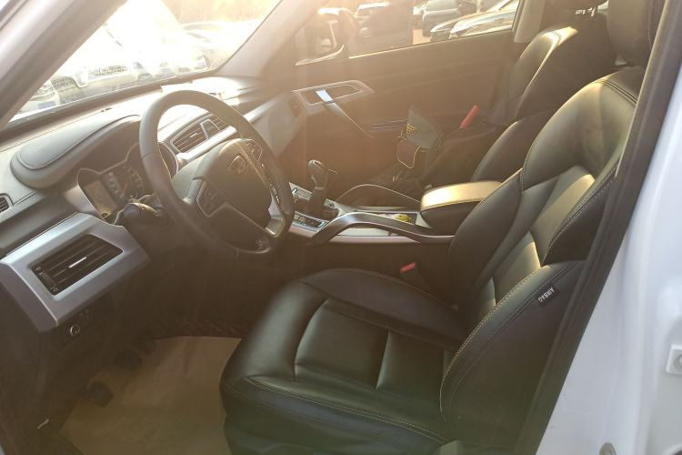 Used Geely Auto Emgrand X7 Sport 2016 2.0L Manual ZhiShang Version Left Front Seat