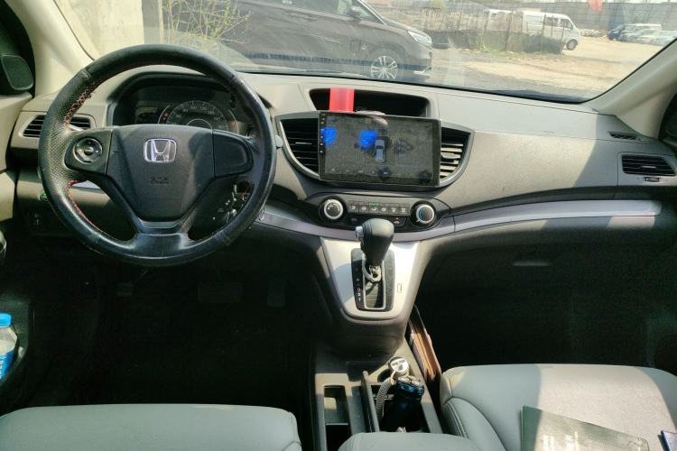 Used Honda CR-V 2012 2.0L two-wheel drive urban version
