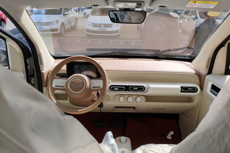 Used Wuling Hongguang MINIEV 2024 3rd Generation 215km Youth Edition