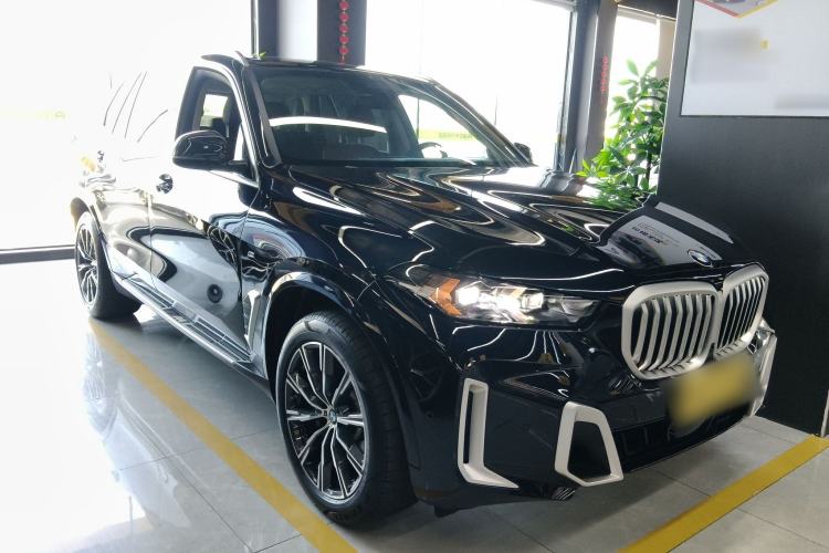 Used BMW X5 2023 xDrive 30Li M Sport Package