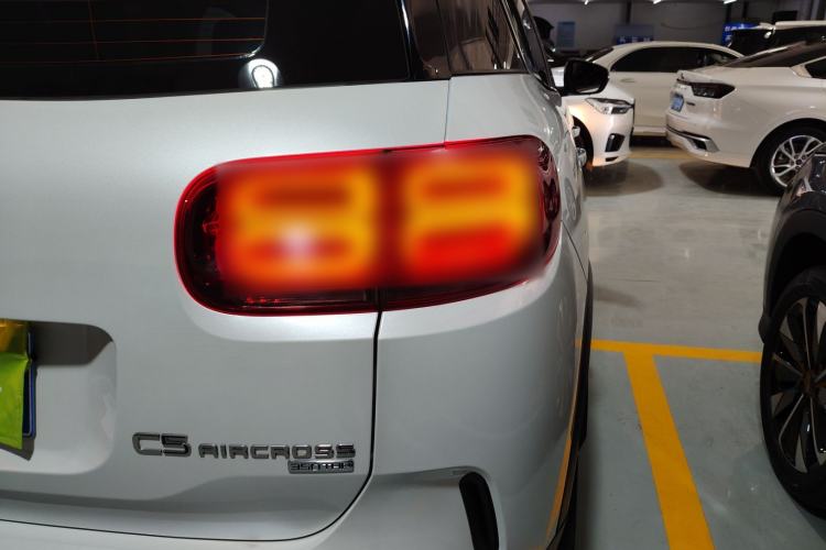 Used Citroen C5 AIRCROSS 2019 350THP Enjoyment Model China V Standard Right Rear Taillight
