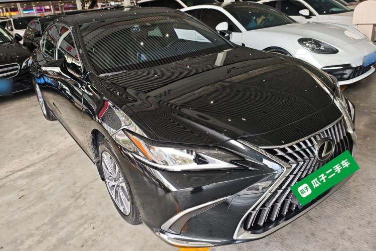 Used Lexus ES 2023 200 Excellence Edition