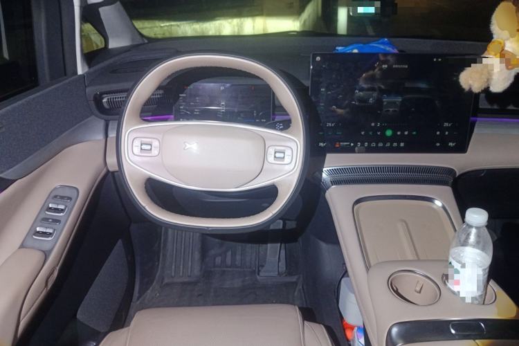 Used XPeng X9 2024 610 Long-Range Max