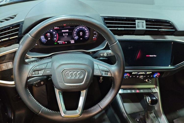 Used Audi Q3 2019 35 TFSI Advanced Dynamic Edition
