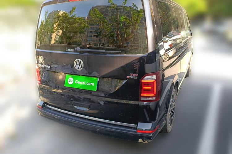 Used Volkswagen Multivan 2018 2.0 TSI 4x4 Prestige Edition 7-Seater
