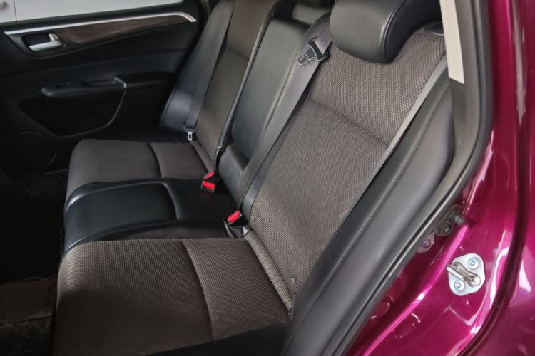 Used Honda Jade 2017 1.8L automatic Comfort version 5 seats