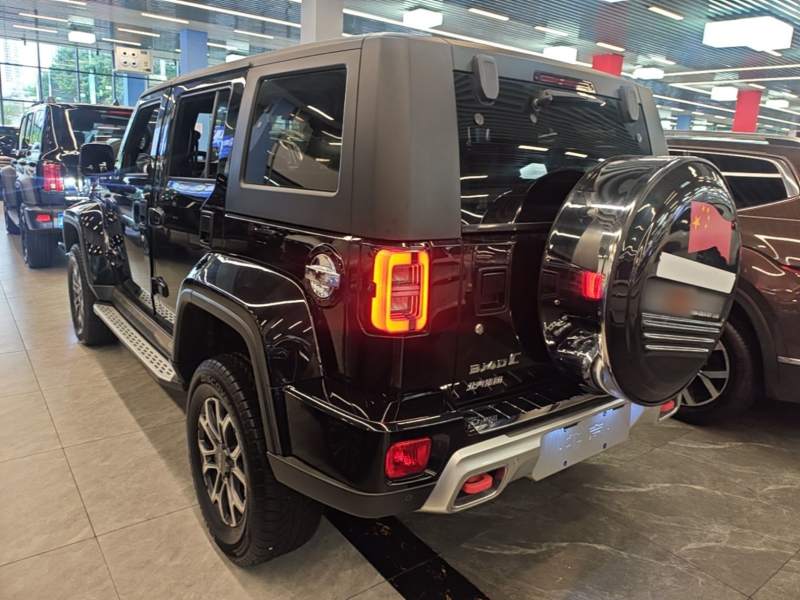 Used BAIC Off-Road BJ40 2024 2.0T Urban Hunter Honor Edition — 4