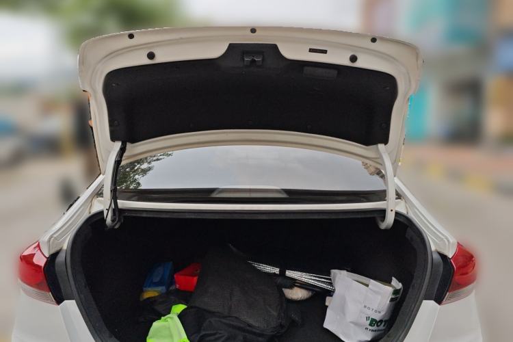 Used Hyundai Elantra (6th Generation / Lingdong) 2016 1.6L Automatic ZhiXuan – Elite Version