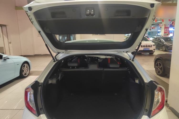 Used Honda Civic 2021 HATCHBACK 220TURBO CVT New Trendsetter