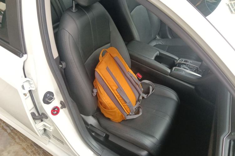 Used Honda Civic 2019 220TURBO CVT Dynamic Edition China VI Right Front Seat