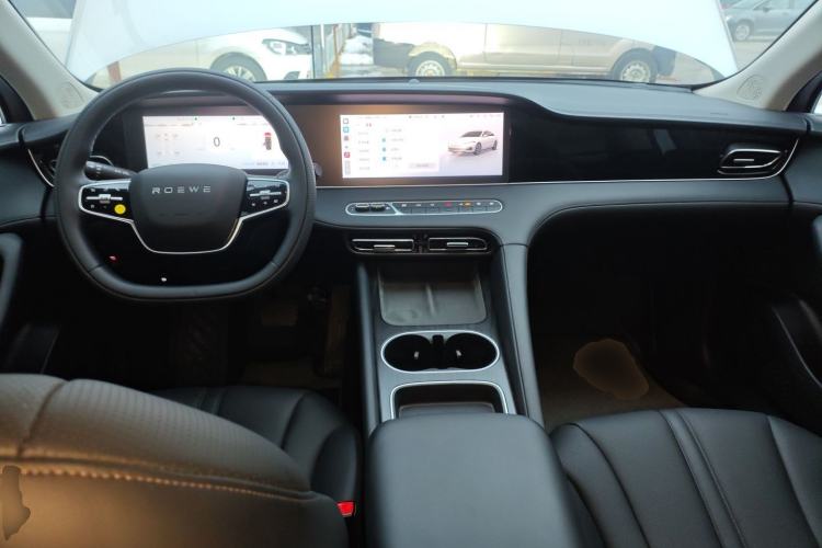 Used Roewe D7 2025 DMH 125km World Champion Edition
