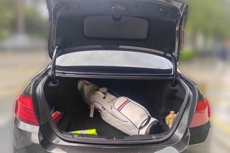 Used BMW 5 Series 2014 525Li Luxury Design Package
