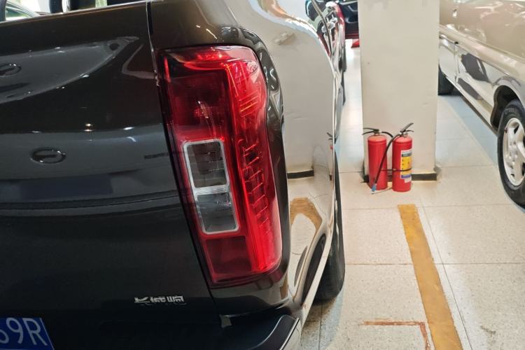 Used Great Wall Poer 2021 2.0T Commercial Version Automatic Diesel 4x4 Navigation-Ready Long-Box GW4D20M