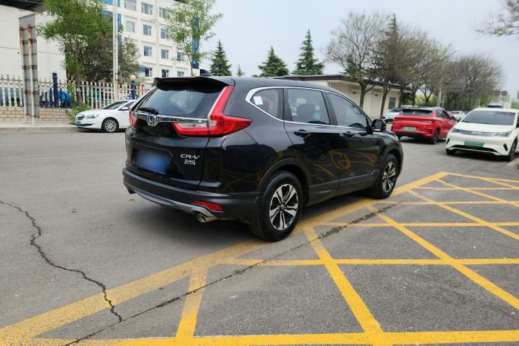 Used Honda CR-V 2017 240TURBO CVT 2WD Comfort Version Exterior 3
