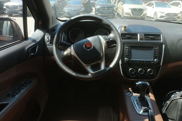 Used FORTHING Joyear X5 2016 1.6L CVT Deluxe Model