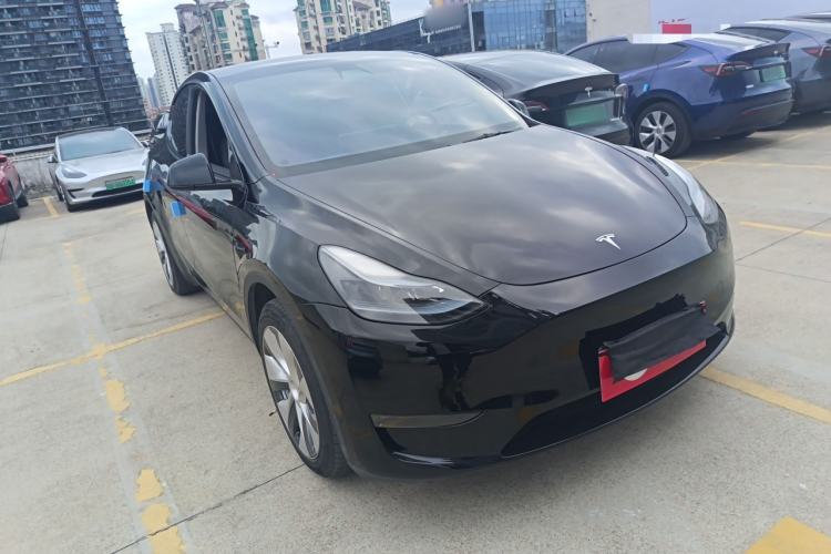 Used Tesla Model Y 2022 Long-Range All-Wheel-Drive Version