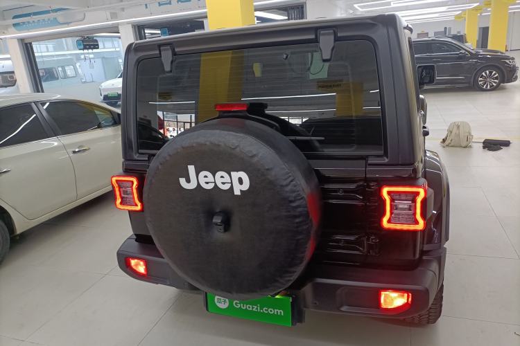 Used Jeep Wrangler 2024 2.0T Sahara Four-Door Edition
