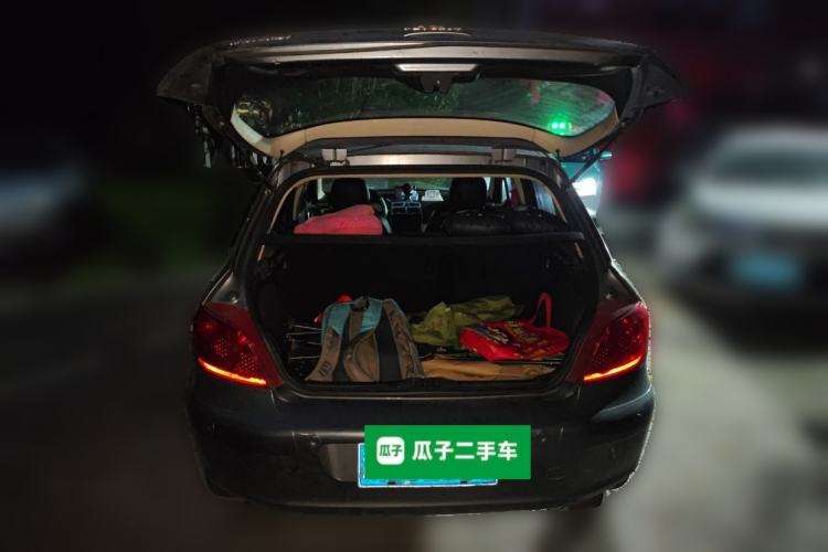 Used Peugeot 307 2010 Hatchback 1.6L Manual Comfort Edition Trunk