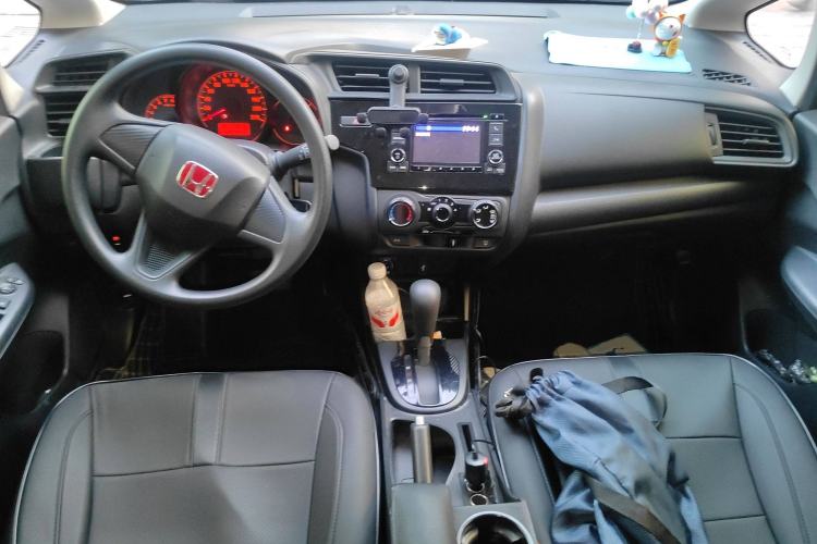 Used Honda Fit 2020 1.5L CVT Comfort Version Center Console