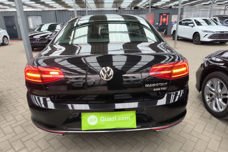 Used Volkswagen Magotan 2018 330TSI DSG Luxury Model
