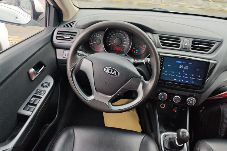 Used Kia K2 2015 Sedan 1.4L MT GLS Steering Wheel