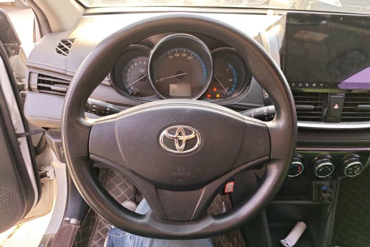 Used Toyota YARiS L Zhi Xuan 2016 Revised 1.3E Manual – Charming Edition