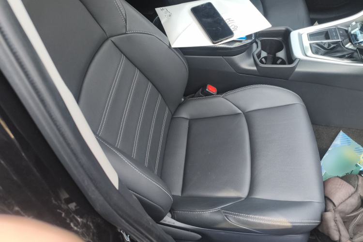 Used Toyota Wildlander 2022 2.0L CVT Two-Wheel Drive Luxury PLUS Edition Right Front Seat