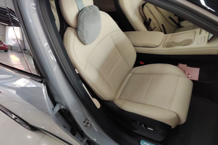 Used Nio ES6 2023 75 kWh
