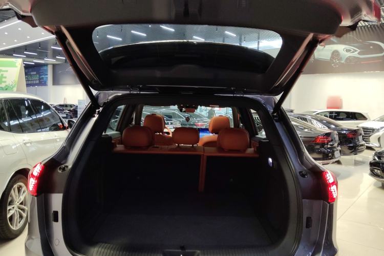 Used Hongqi HS6 PHEV 2026 220 All-Wheel Drive Smart Hybrid Version Trunk