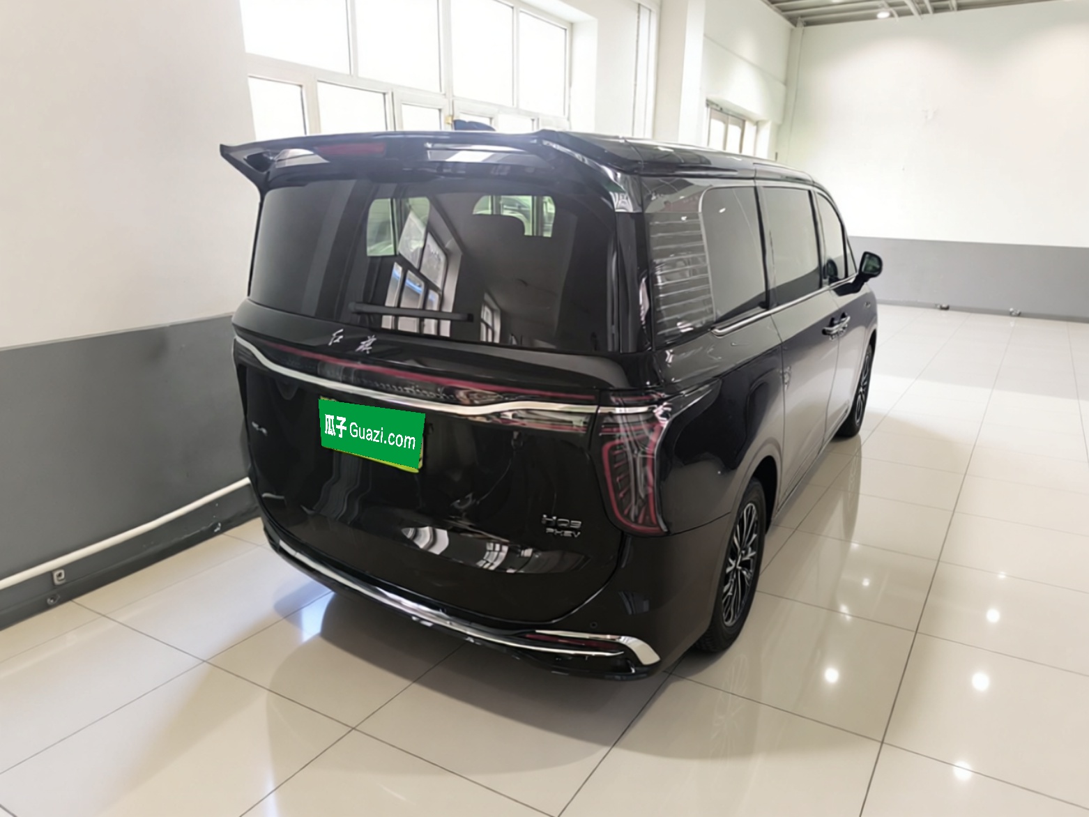 Hongqi HQ9 PHEV 2024 2.0T Four-Wheel Drive Business Edition — снимка 6