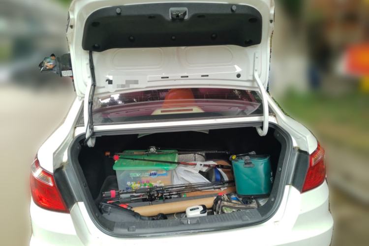 Used CHANGAN Eado 2016 1.6L Manual Fashion Edition Trunk