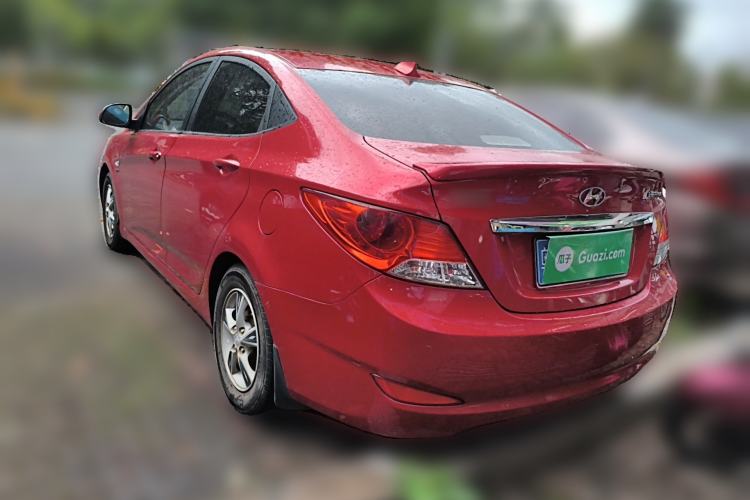 Used Hyundai Verna (older generation) 2010 Sedan 1.4L Automatic Luxury GLS Trim Rear Left 45 Deg