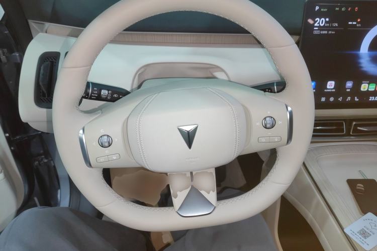 Used Deepal S09 2025 Four-Wheel Drive Ultra+ Custom Edition
